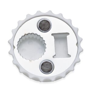 ABRIDOR DE GARRAFA FORMATO TAMPA DE METAL C/ IMÃ DE GELADEIRA